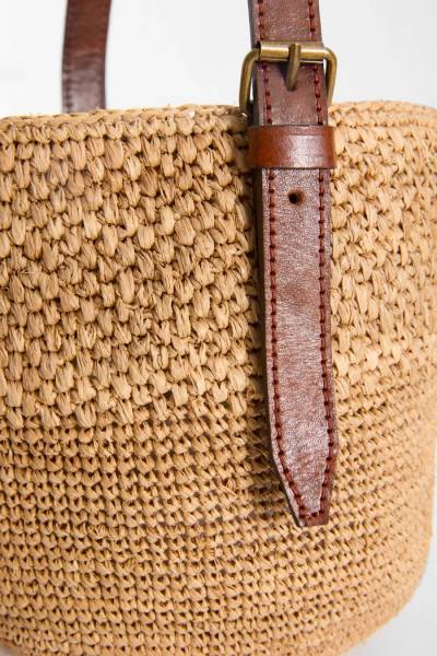 Sac seau MAIKA IBELIV en raphia naturel – disponible chez Joséphine by Urban Chic à Dieppe Normandie