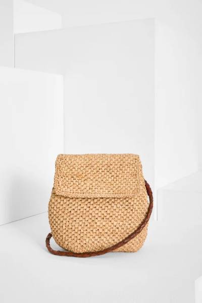 Mini-sac ZAZ IBELIV en raphia naturel – disponible chez Joséphine by Urban Chic à Dieppe, prés de Rouen