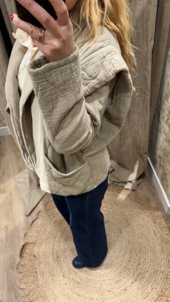 Veste Kimono San Francisco Beige à Dieppe : l'élégance signée Aokyanos chez Joséphine by Urban Chic