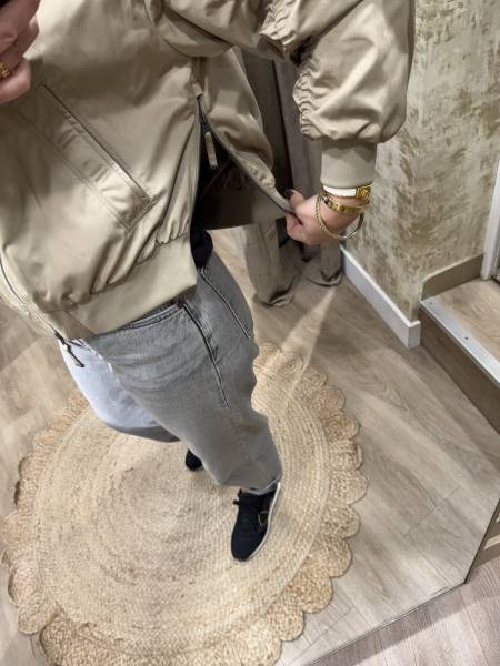 Où acheter le blouson bomber pour femme Parajumpers modèle Kathryn  à Dieppe chez Joséphine by Urban Chic