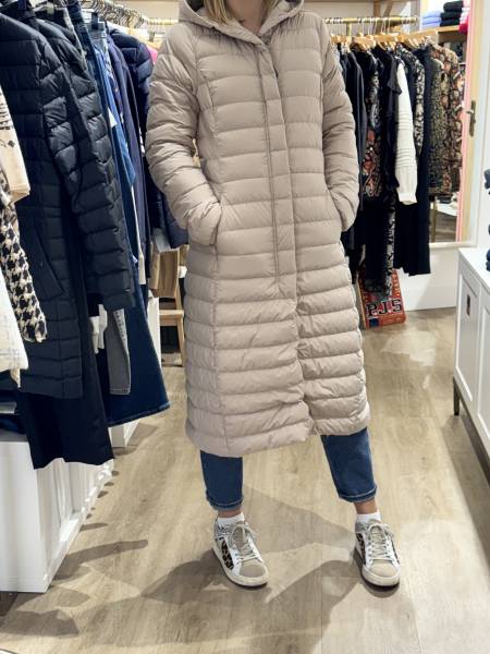 La doudoune Parajumpers Omega Sun Kissed débarque à Dieppe – Disponible chez Joséphine by Urban Chic