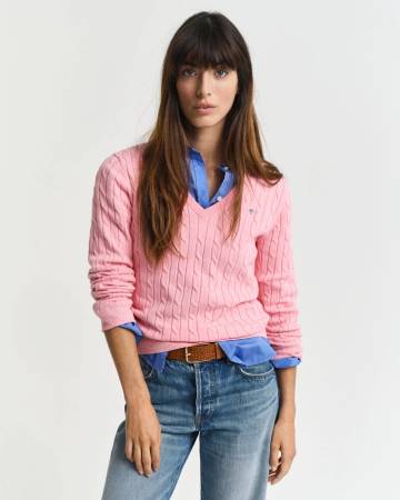 Notre zone d'activité pour ce service Vêtements de marque GANT pour femmes disponible en boutique avec chemises, pulls et pantalons